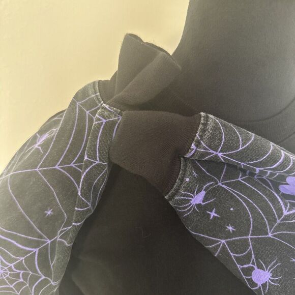 Sweatshirt Disney Parks Mickey’s Halloween Party Spirit Jersey XS - Picture 4 of 6